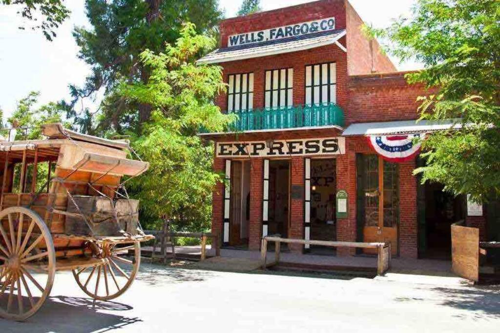 Historic Washington St Balcony Διαμέρισμα Sonora Εξωτερικό φωτογραφία